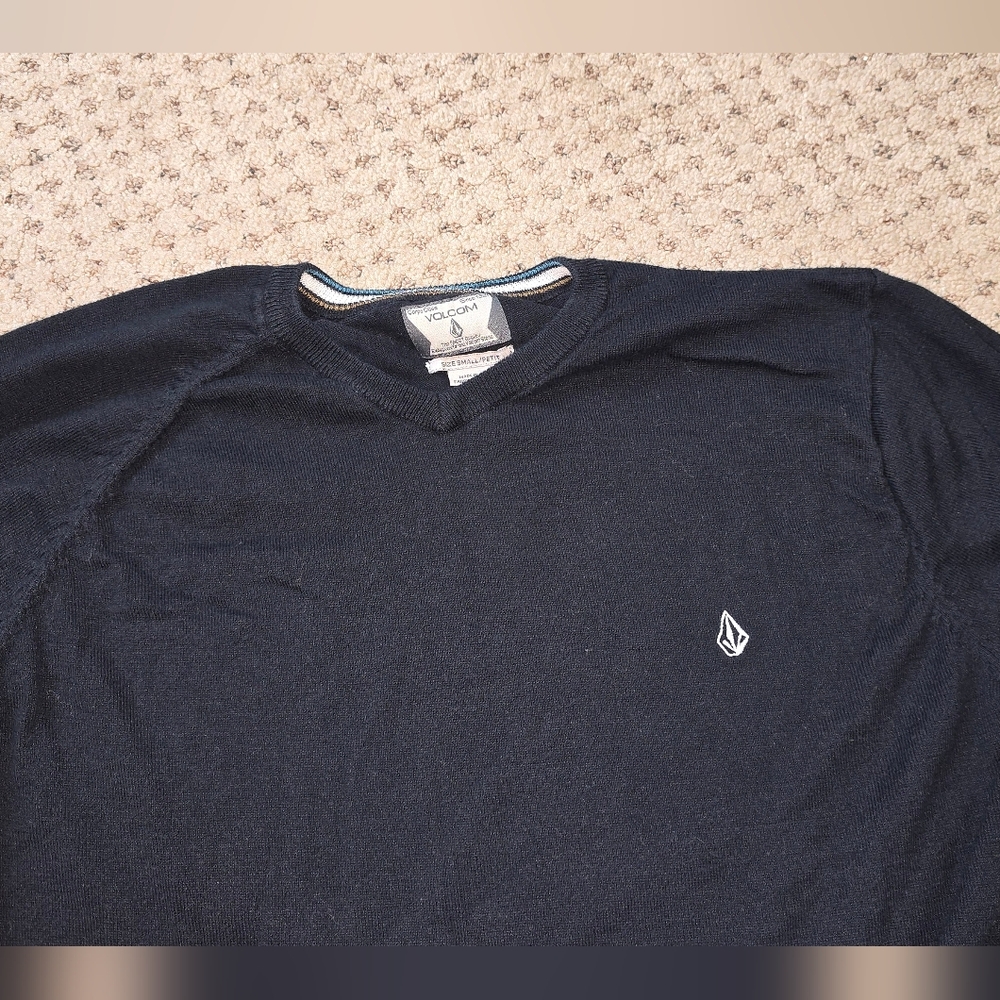 Volcom sweater - Picture 6 of 8